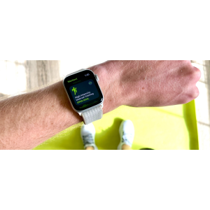 Your Apple Watch is here to keep you moving in December